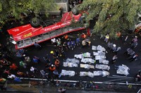 21 Orang tewas dalam kecelakaan ini. REUTERS/Romeo Ranoco.