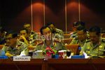 Komisi III Gelar Raker dengan Polri