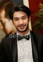 Reza Rahadian Berdasi Kupu-kupu