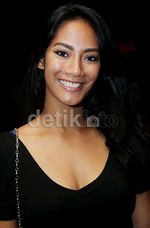 Casual Sexy Tara Basro