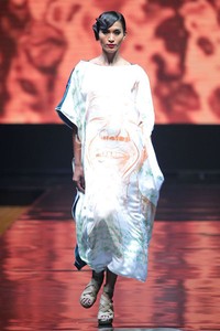 Billy Tjong, Fall/Winter 2014 The Beauty From Within Hope Worldwide Indonesia at Ballroom Hotel Borobudur. 12 Desember 2013. Jakarta. [Foto: Mohammad Abduh/Wolipop]