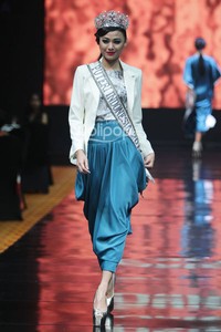 Billy Tjong, Fall/Winter 2014 The Beauty From Within Hope Worldwide Indonesia at Ballroom Hotel Borobudur. 12 Desember 2013. Jakarta. [Foto: Mohammad Abduh/Wolipop]