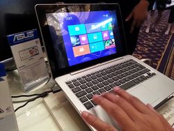 Asus Transformer Book Trio: 1 Perangkat, 3 Gaya