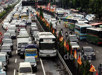 Kemacetan Tol Dalam Kota Semakin Parah