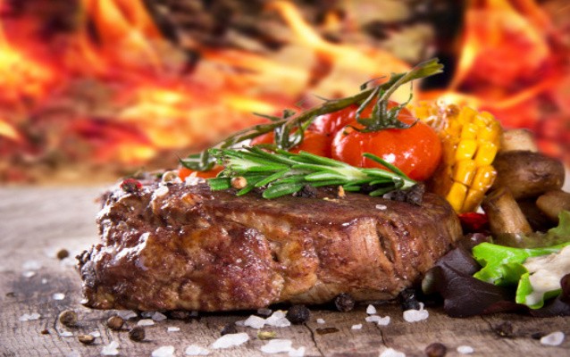 Perhatikan Hal Ini Saat Memanggang Daging untuk Cegah Terbentuknya Karsinogen