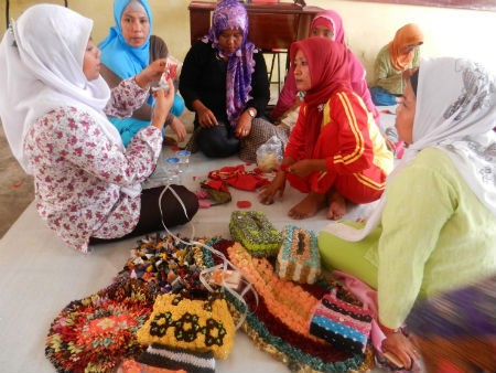 Memberdayakan Ekonomi Wanita dan Keluarga Prasejahtera