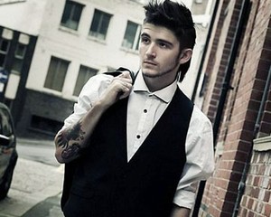 Pemuda Gemuk Ini Jadi Mirip Zayn Malik dan Punya 2 Pacar Pasca Langsing
