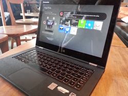 Lenovo Yoga 2 Pro, Tablet Tajam yang Bisa Kayang