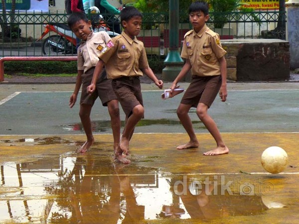 Target RTH Jakarta, 16 Persen di 2013