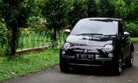 Berhubung sebagai city car, wajar jika sesi test drive Fiat 500 kali ini dipusatkan di tengah kota Jakarta, mulai dan sampai jam kerja selesai.