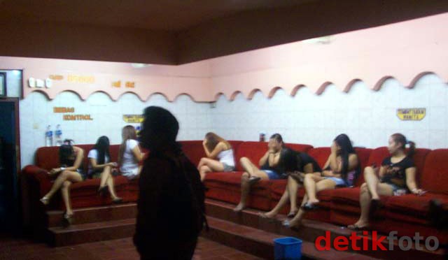  Program Nongol Babat Gagal Membabat Pelacur Parung