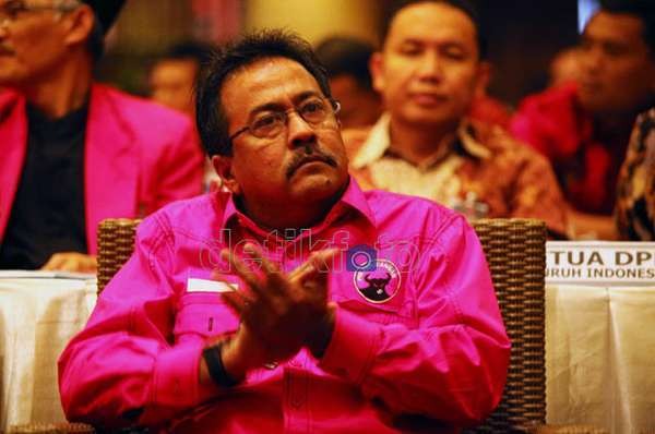 Ini Jawaban Cool Rano Saat Ditanya Kesiapannya Gantikan Atut