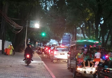 Trotoar Dekat Rumah Dinas Jokowi Diterobos Pemotor