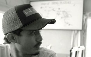 Sutradara Yosep Anggi Noen Garap Proyek Video dan Foto Memfiksikan Arsip, Meramalkan Nasib