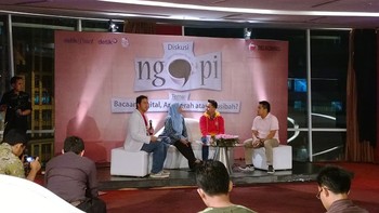     Untuk narasumber diisi oleh GM Mobile News & Directory Telkomsel Aris Sudewo, Owner Indobooks Hiro Wardhana, dan Pangestu Ningsih selaku CEO Mizan Digital Publishing. Sementara presenter kocak Pandji Pragiwaksono didaulat jadi moderator.