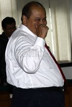 Hakim Tolak Eksepsi Emir Moeis