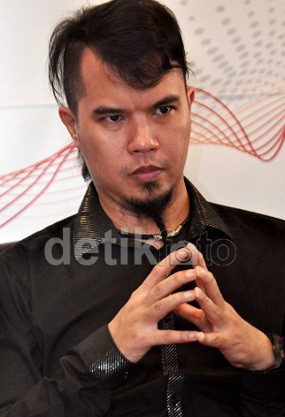 Diperiksa 28 Pertanyaan, Dhani Beri 140 Bukti untuk Jerat Farhat