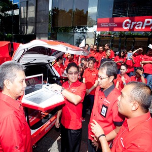Natal-Tahun Baru, Telkomsel Kawal 568 Area Premium