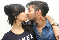 Keduanya tak henti-henti memamerkan kemesraan mereka. Gus Mun/detikHOT.