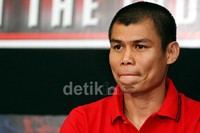 Chris menuturkan banyak hal setelahnya, tapi beberapa patah kata pertama yang keluar dari mulutnya adalah soal keluarga dan kembali menjadi ayah untuk keluarganya.