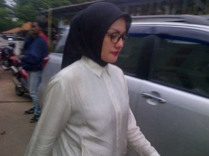 Adde Rosi di Rutan Pondok Bambu: Saya Mantunya Bu Atut, Mau Jenguk