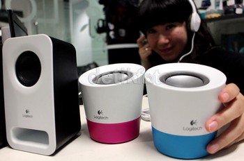Logitech Ears memperkenalkan Logitech UE Mobile Boombox.