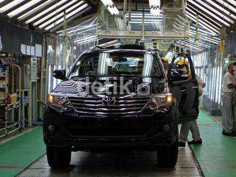 Toyota Ajarkan Anak SMK Bikin Mobil yang Efisien