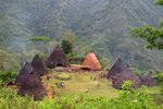 Menyibak Wae Rebo yang Misterius di Pagi Hari