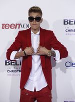 Justin Bieber Cool Berjas Merah