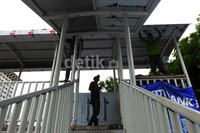 Pembangunan JPO Gambir itu bertujuan untuk memberikan kenyamanan dalam menyeberang kepada pejalan kaki yang ingin menuju stasiun.