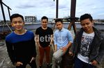 Tanpa Bassis, De Neno Tetap Berkarya