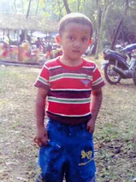 Hamil Tua, Ibu Kandung Adit Berangkat Menuju Kampar