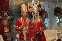 Poppy sebelumnya sudah menggelar akad nikah pada 17 November lalu. Gusmun/Detikhot