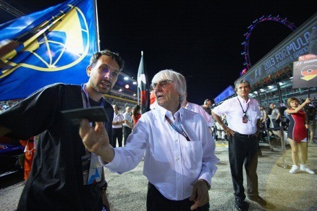 Ecclestone: Poin Dobel di Tiga Balapan Akhir atau Tidak Sama Sekali