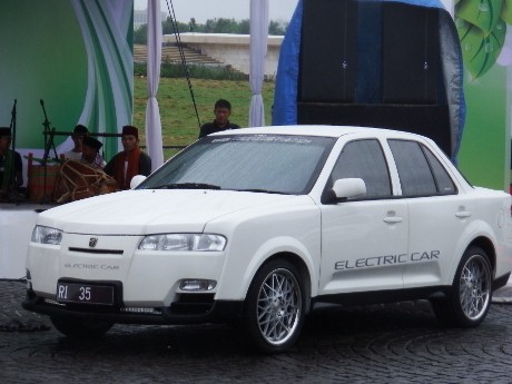 Apa yang Bakal Dilakukan Jika Mobil Listrik Menristek Ini Diproduksi?