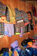 Cantiknya Bule Berkebaya di Wae Rebo