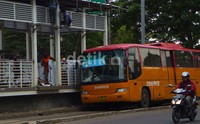 Diharapkan pelayanan busway pun akan semakin baik.