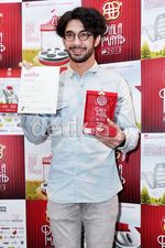 Reza Rahadian Berjaya di 2013