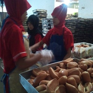 Korban Tsunami Ini Sekarang Jadi Pengusaha Roti Beromzet Rp 25 Juta/Hari