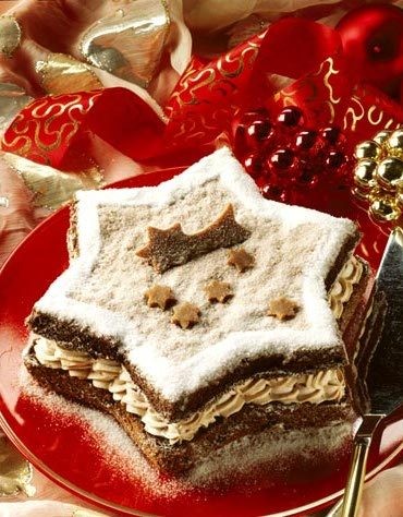 Yummy! Fruit Cake dan Christmas Tree Cake, Kue Natal yang Istimewa