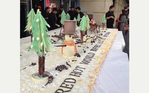 Wow, Kue Natal Terbesar di Inggris Ini Beratnya Mencapai 700 kilogram!