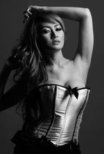 Super Hot Rhere Valentia