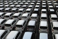 Direktur Jenderal Industri Unggulan Berbasis Teknologi Tinggi (IUBTT) Kementerian Perindustrian (Kemenperin) Budi Darmadi menyatakan, bertambahnya kapasitas produksi terpasang industri mobil nasional mendorong pertumbuhan ekspor.