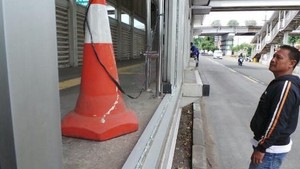 Ini Penampakan Halte Busway Buaran yang Ditembaki Orang Tak Dikenal