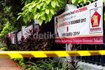 Spanduk Natal Bertebaran di Sekeliling Katedral