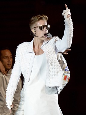 Justin Bieber: Beliebers, Saya Resmi Pensiun