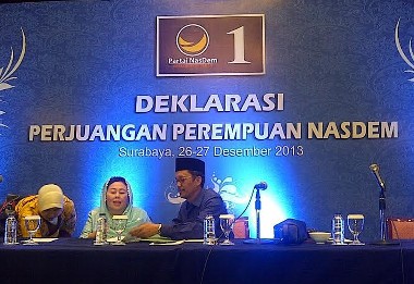 Sinta Nuriyah Ceramahi Caleg NasDem Supaya Bisa Bersaing dengan Pria