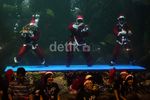 Sinterklas Bergoyang Caisar di Seaworld