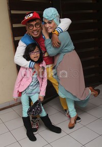 Ini dia keluarga harmonis Uya Kuya. Gus Mun/detikHot.
