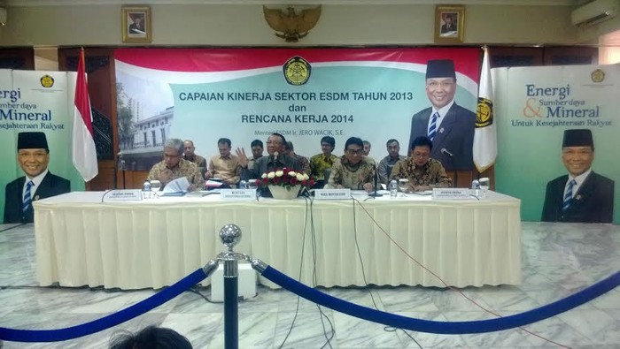 2 Tahun Jadi Menteri ESDM, Jero Wacik Luncurkan Buku